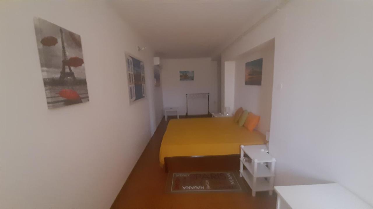 Old Captain'S Apartments - In A Pine Wood By The Sea And Tennis Courts 스플리트 외부 사진