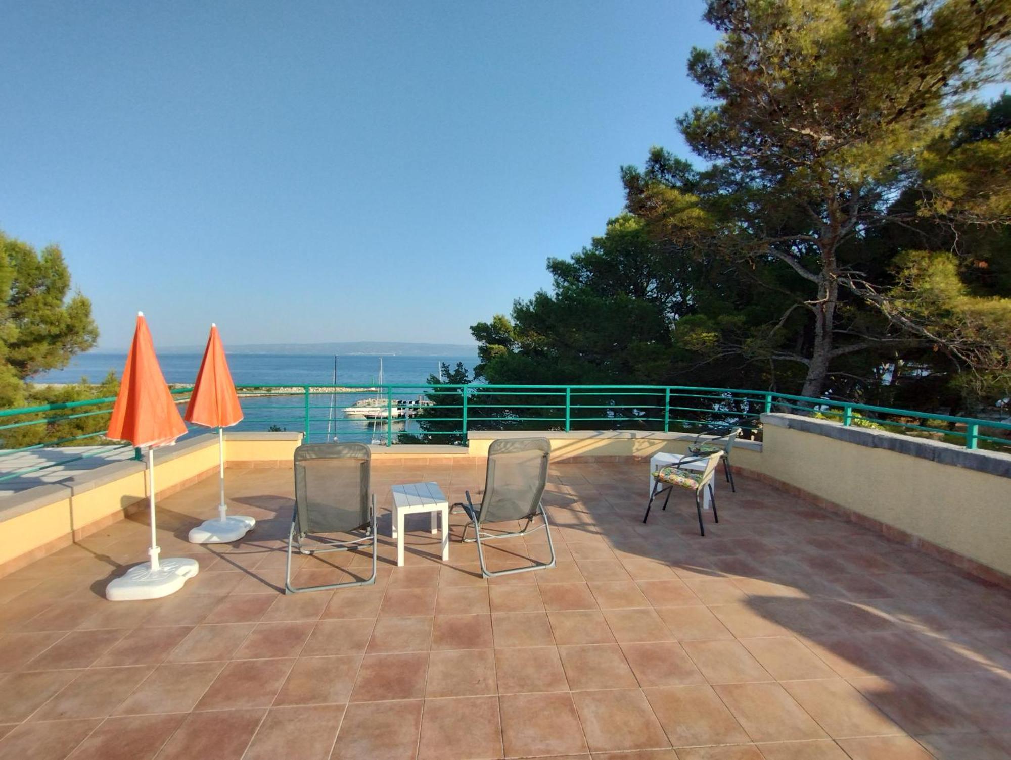 Old Captain'S Apartments - In A Pine Wood By The Sea And Tennis Courts 스플리트 외부 사진
